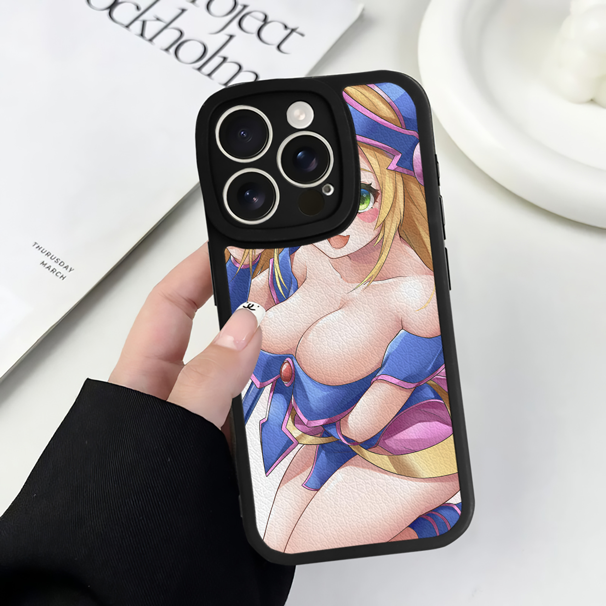 （画像用） 遊☆戯☆王 Yu-Gi-Oh! 【iPhone 16シリーズ対応】シリコンスマホケース（レザー調） 材質：シリコン